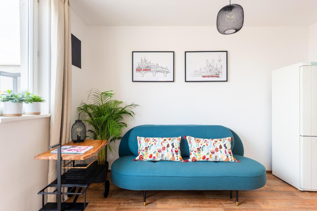 Bright Charming Apt With Terrace, Parking & Airco. Πράγα Εξωτερικό φωτογραφία