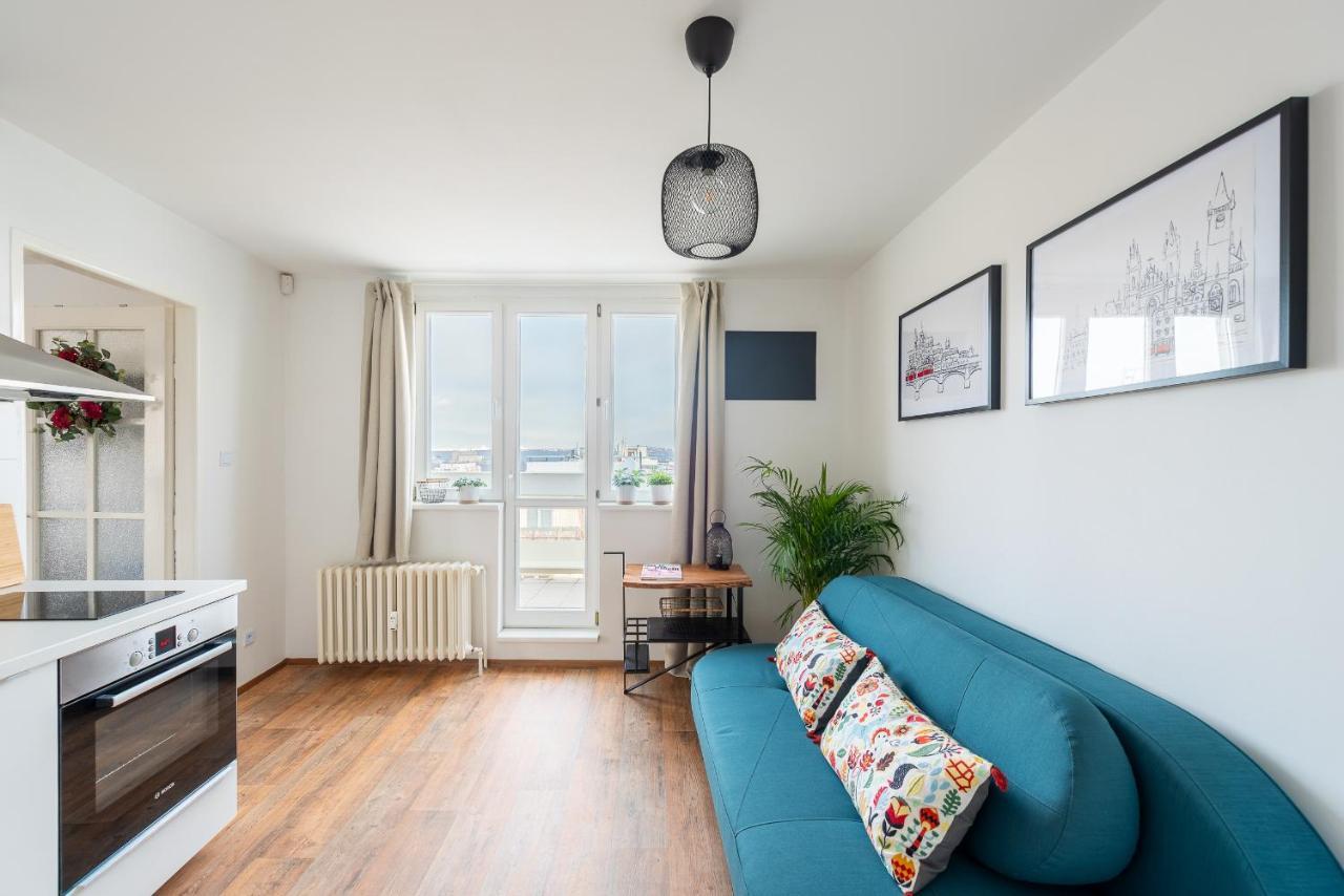 Bright Charming Apt With Terrace, Parking & Airco. Πράγα Εξωτερικό φωτογραφία