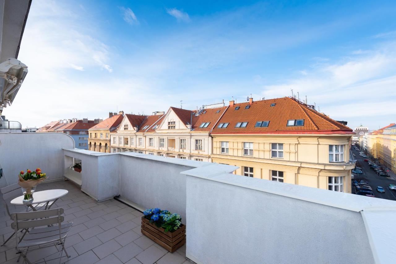 Bright Charming Apt With Terrace, Parking & Airco. Πράγα Εξωτερικό φωτογραφία